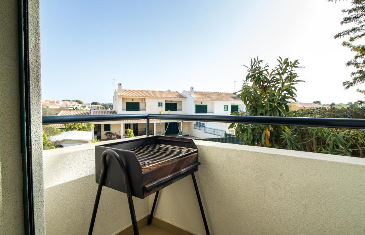 Family Apartment - Pool And Garden & Playground & Beach & Albufeira Dış mekan fotoğraf