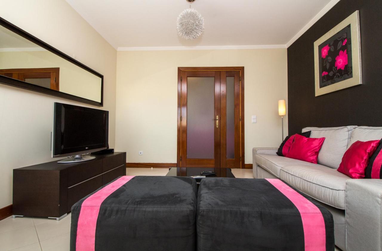 Family Apartment - Pool And Garden & Playground & Beach & Albufeira Dış mekan fotoğraf