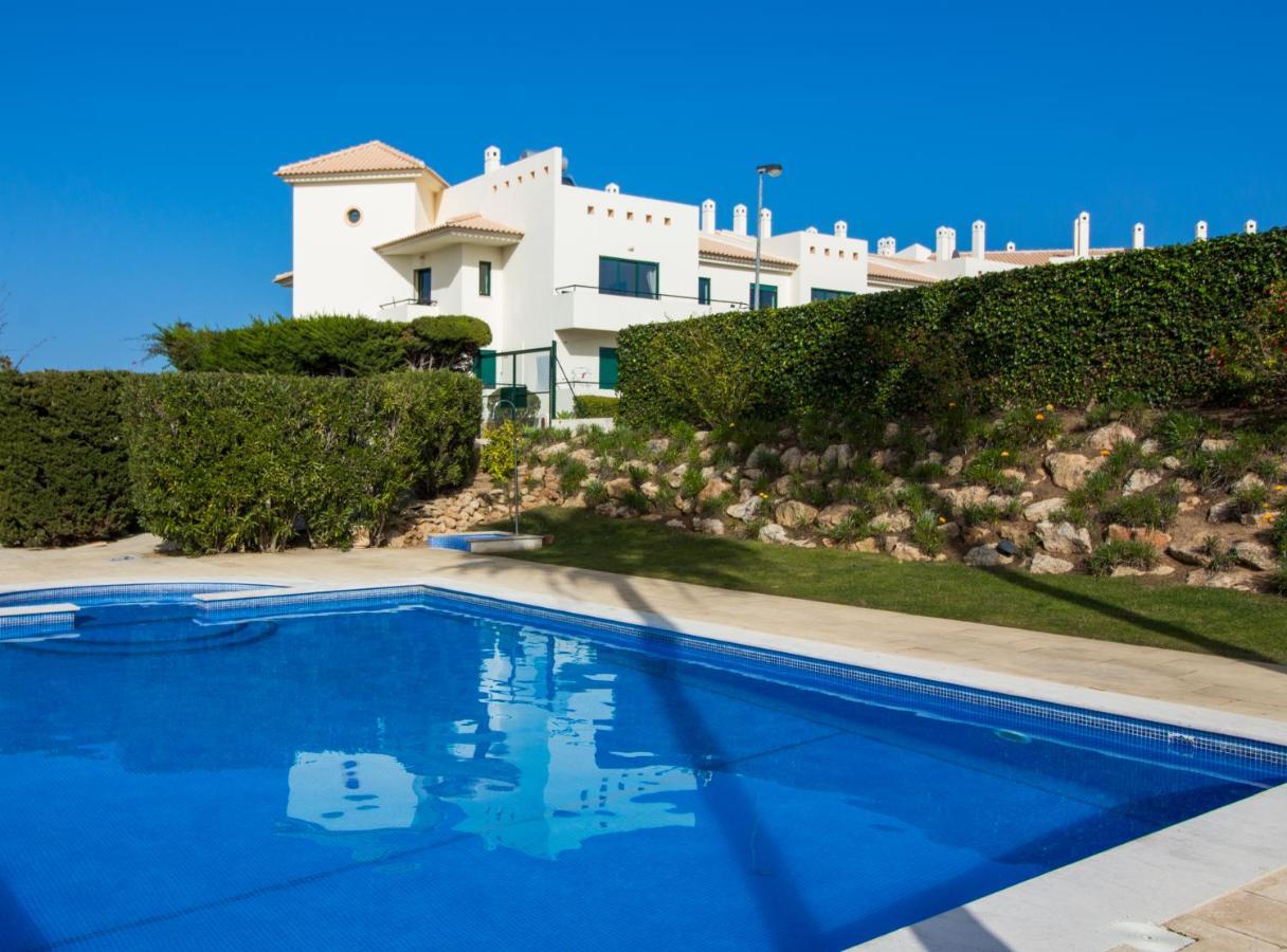 Family Apartment - Pool And Garden & Playground & Beach & Albufeira Dış mekan fotoğraf