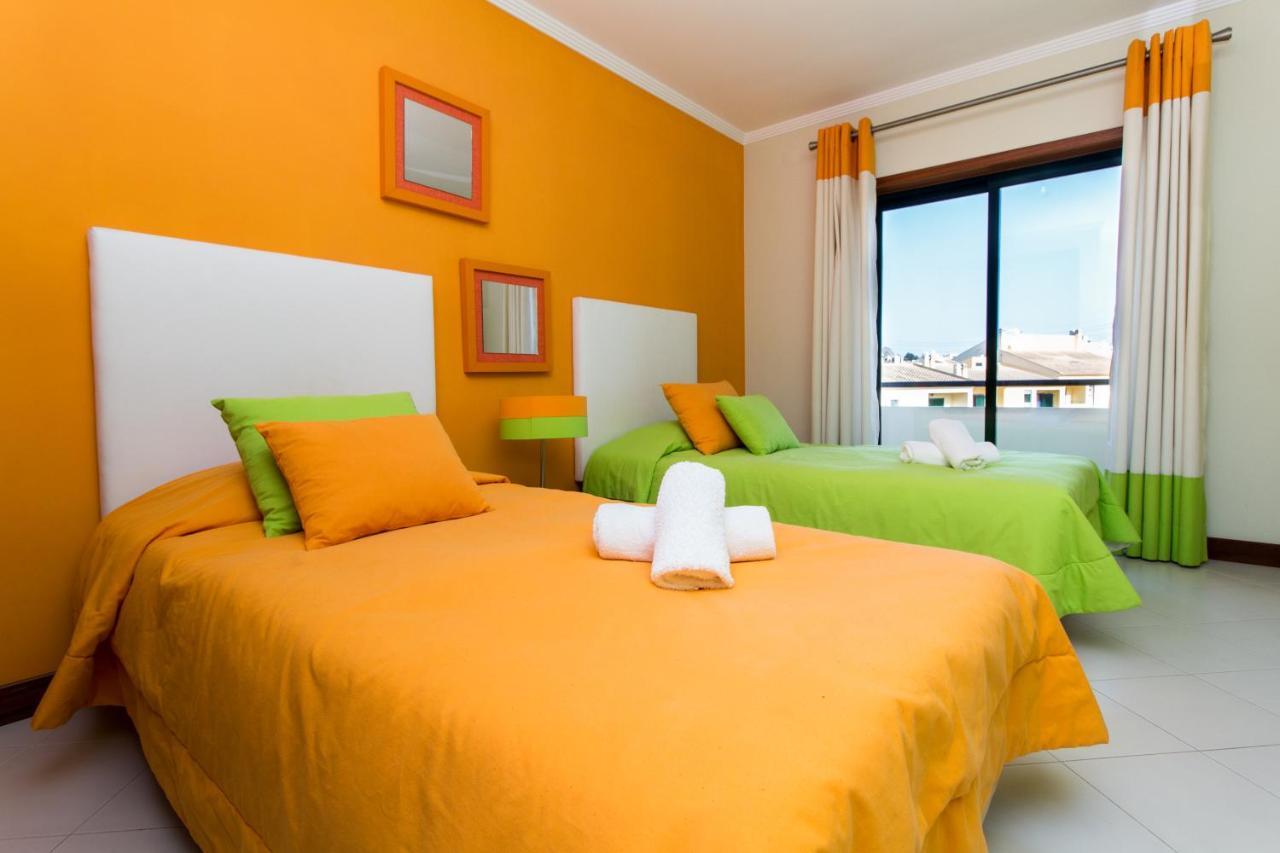 Family Apartment - Pool And Garden & Playground & Beach & Albufeira Dış mekan fotoğraf