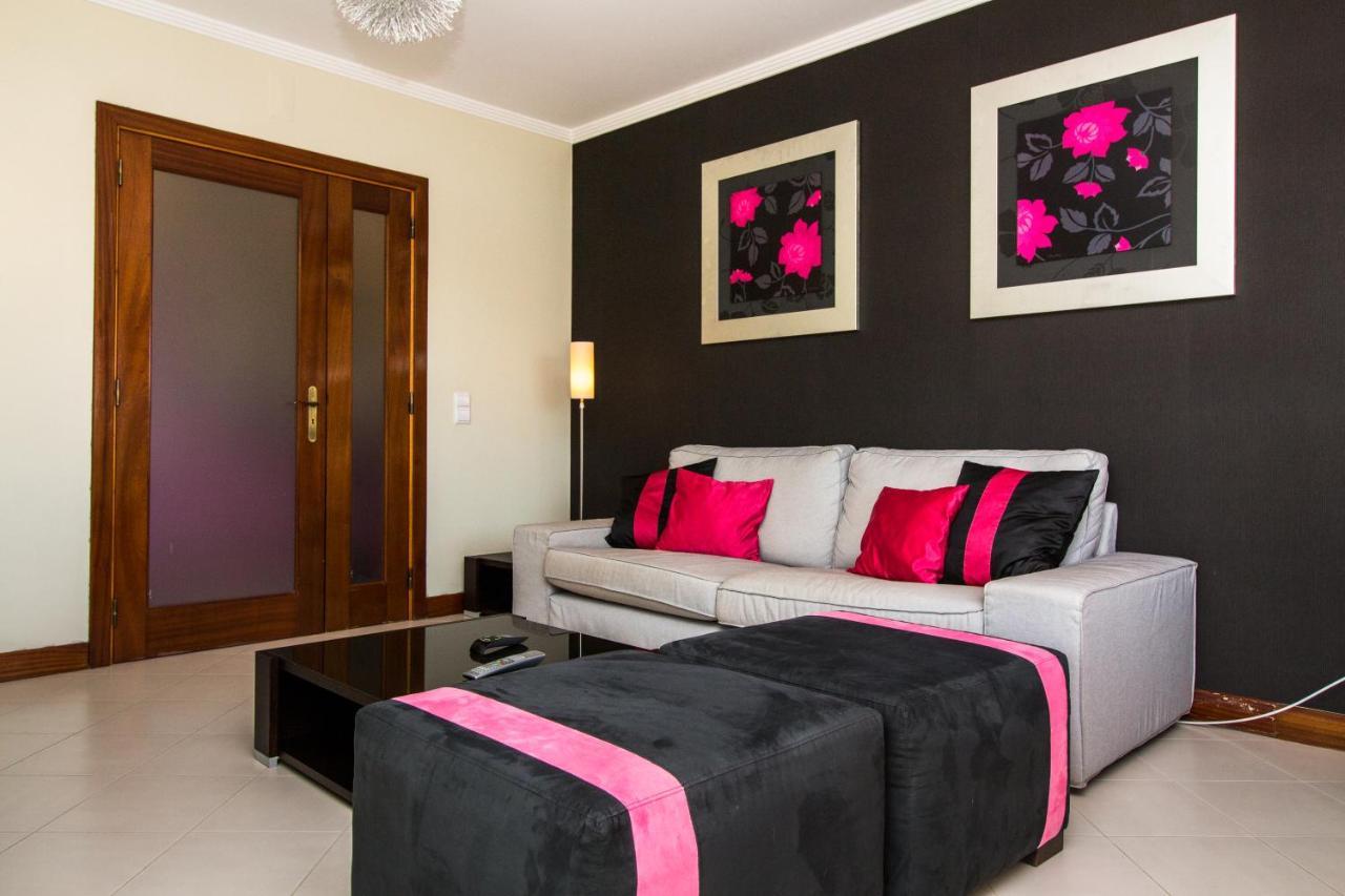 Family Apartment - Pool And Garden & Playground & Beach & Albufeira Dış mekan fotoğraf