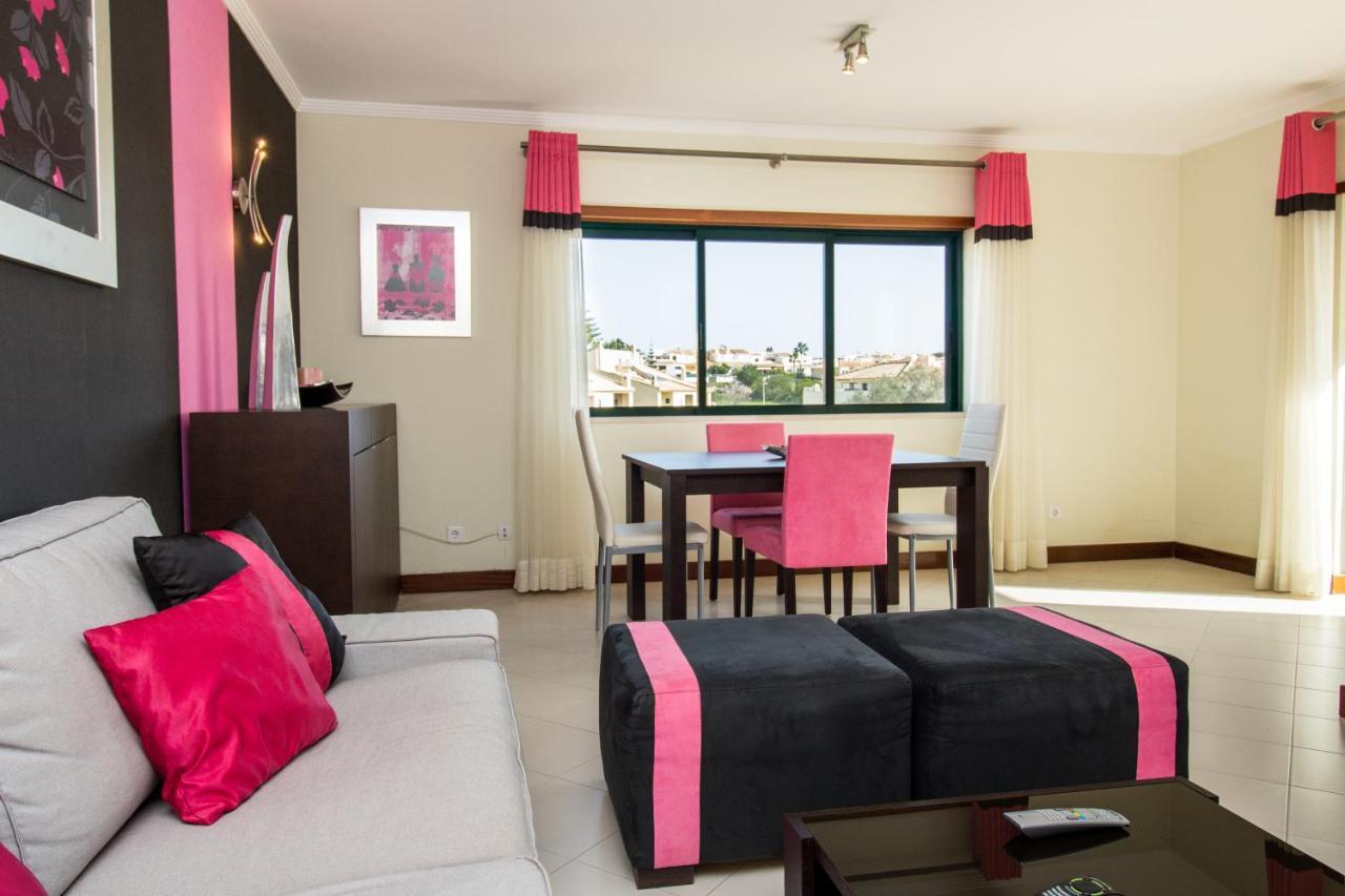 Family Apartment - Pool And Garden & Playground & Beach & Albufeira Dış mekan fotoğraf