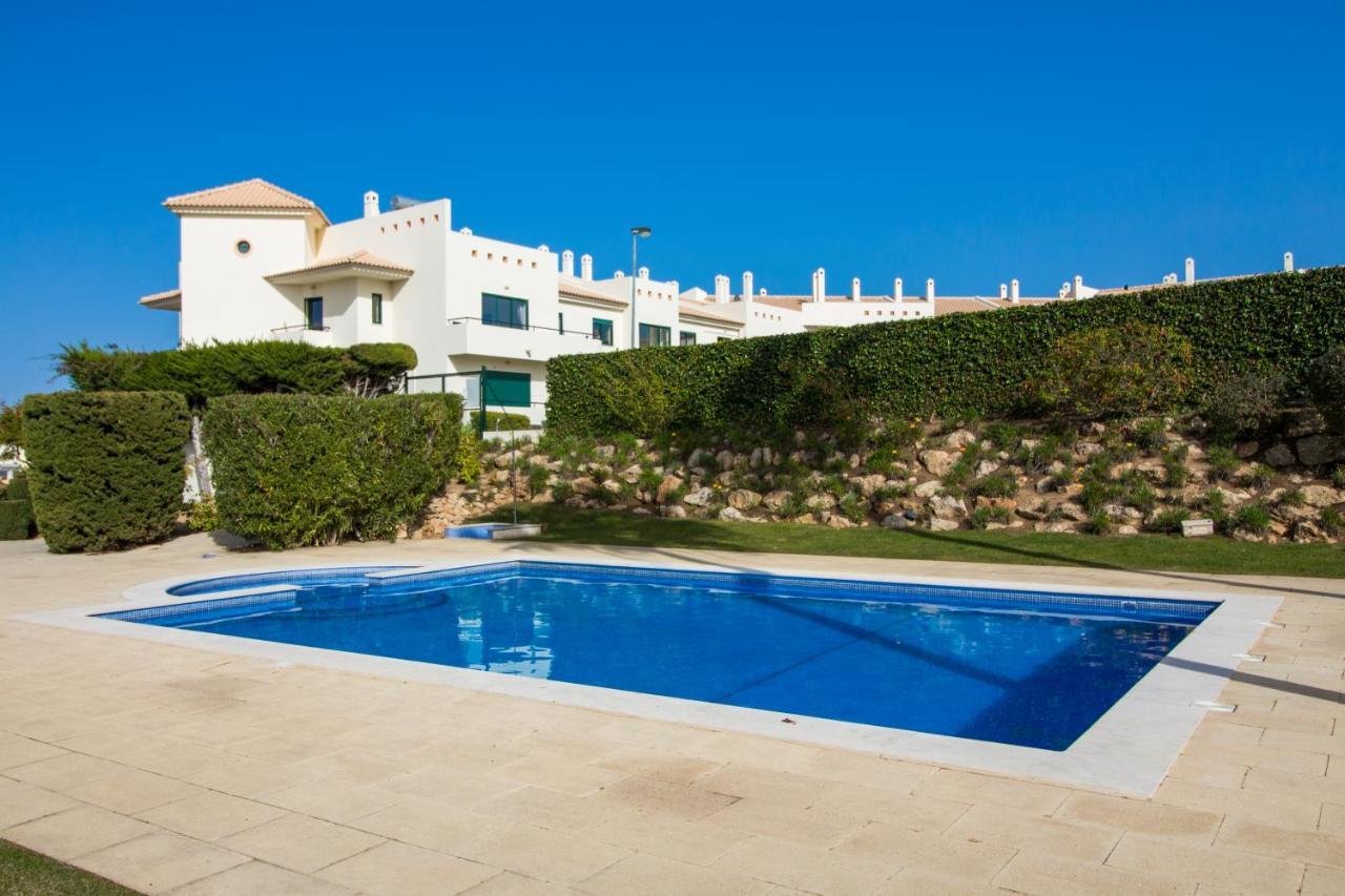 Family Apartment - Pool And Garden & Playground & Beach & Albufeira Dış mekan fotoğraf